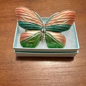 Colorful Butterfly Stretch Band Statement Ring